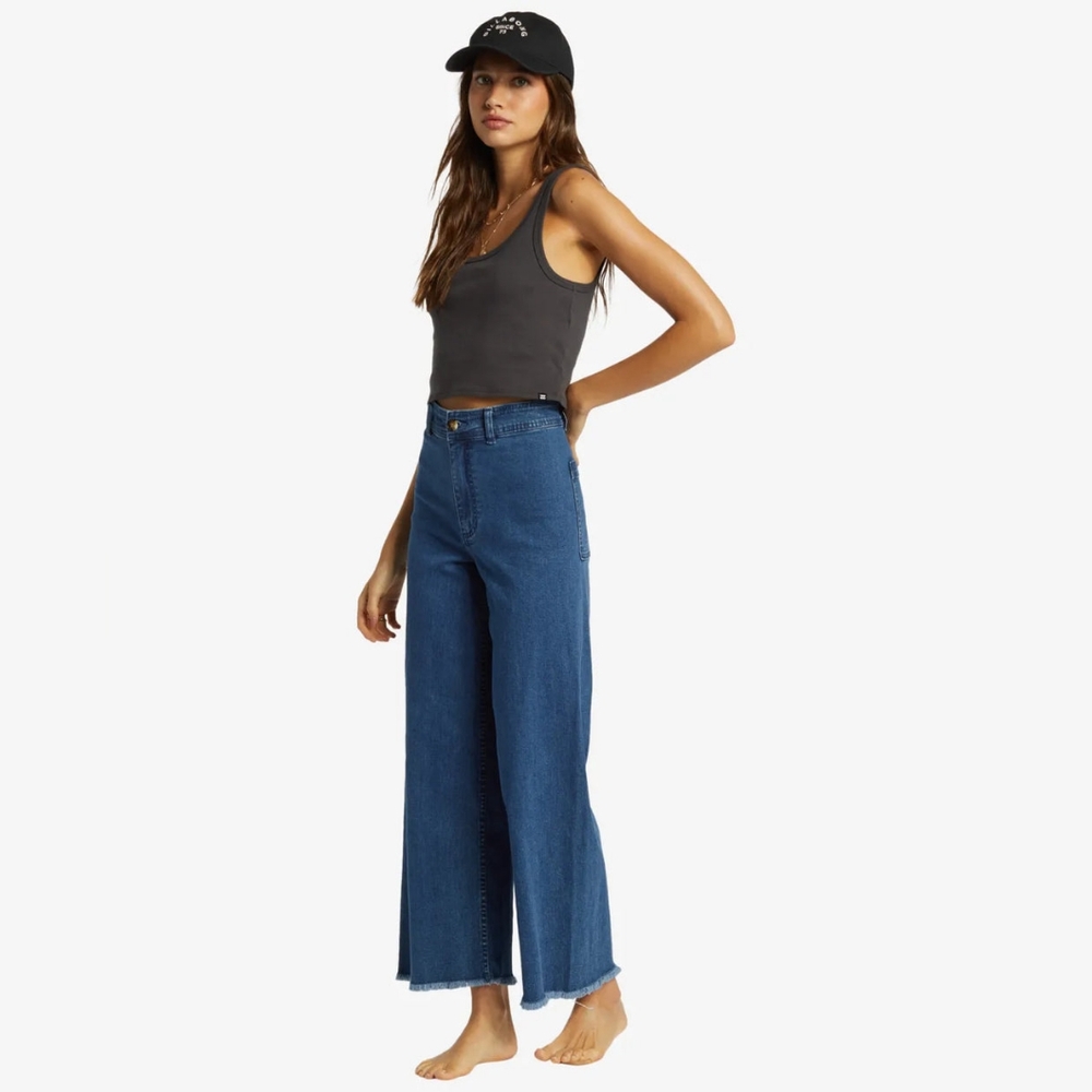 Billabong Women's Free Fall Cropped Jeans